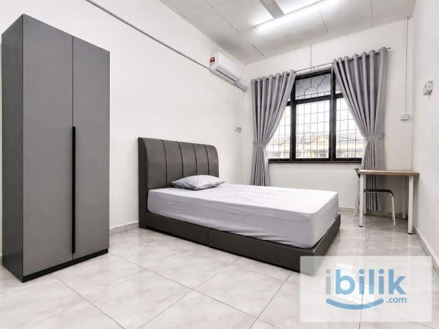 Master room | Private Bathroom | Landed | Butterworth
