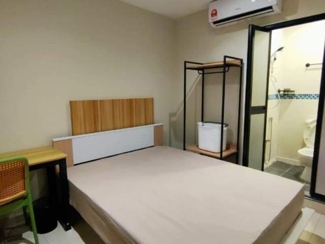 Master room private toilet zero deposit immediate move in promo