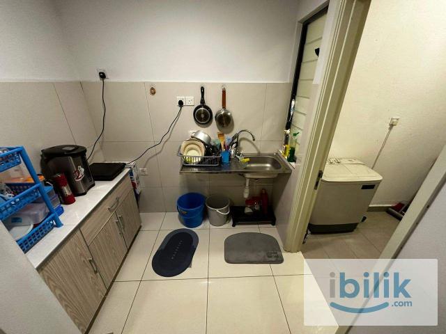 Master Room rent FOR MALE Seri Kembangan Malaysian Citizen ONLY