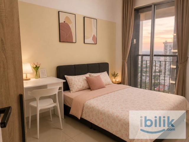 Master Room RM1,000 | Female Tenants Only, Attached Bathroom | M Astra