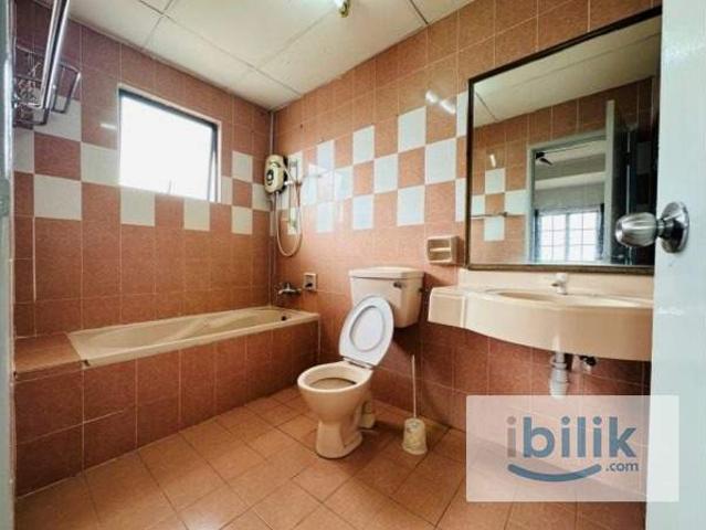 Master Room Scot Pine @ Sungai Long UTAR