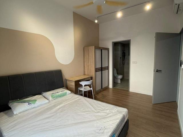 Master Room Skyline KL Pudu | Fully Furnished | LRT Direct Link