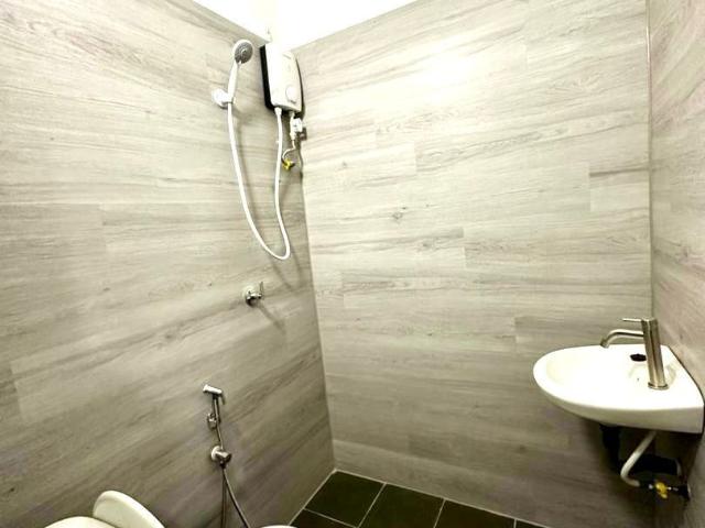 Master room/private room with personal toilet @ chow kit, kl city center