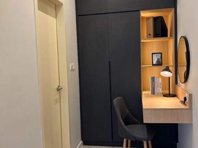 Masterbedroom meta residence seri kembangan
