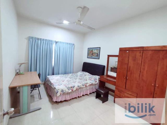 masterbedroom at pelangi utama condo
