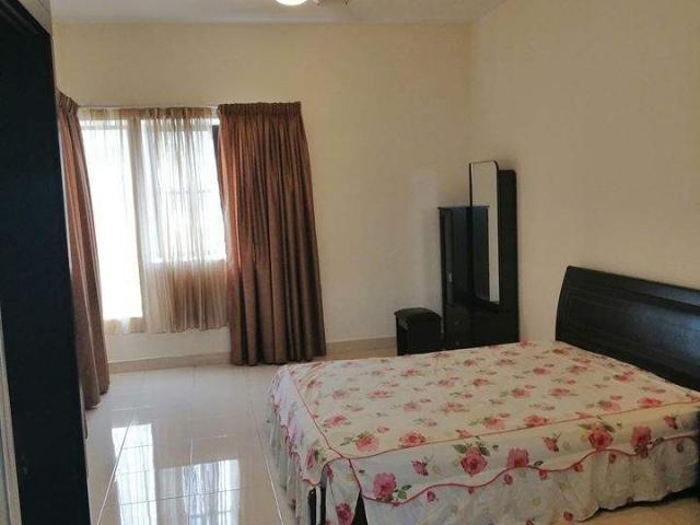 MASTERBEDROOM AT PELANGI UTAMA CONDO