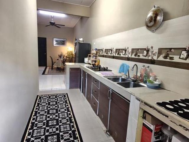 MASUK CUCI KAKI RUMAH CANTIK End Lot Mantau Indah 3 Dapur Extend