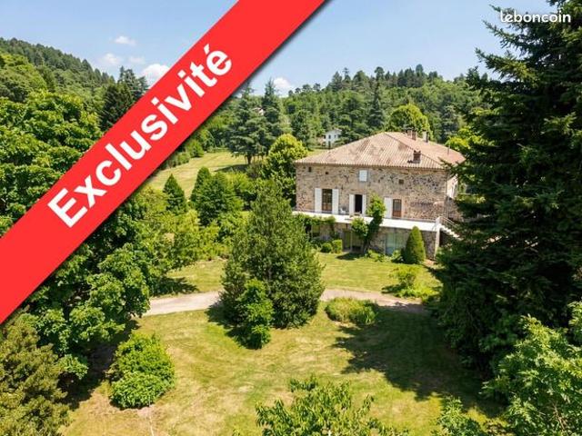 Mas 10 pièces 258 m²