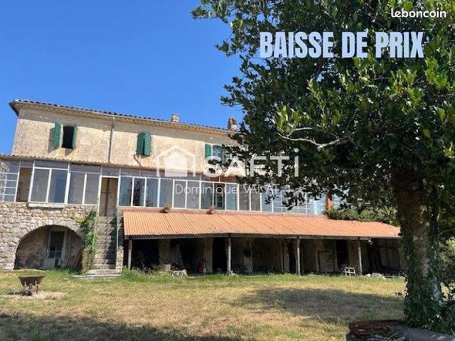 Mas 10 pièces 282 m²