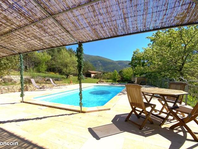 Mas 11 pièces 280 m²