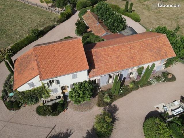 Mas 11 pièces 388 m²