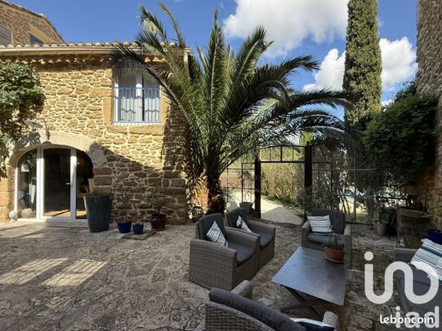 Mas 11 pièces 322 m²