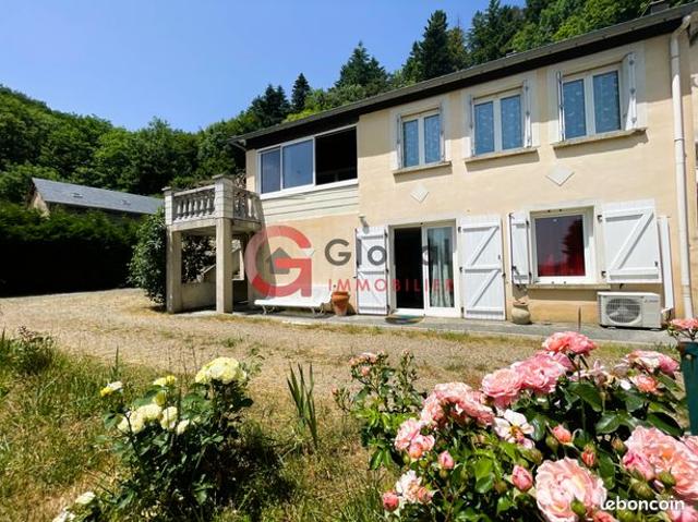 Mas 12 pièces 260 m²