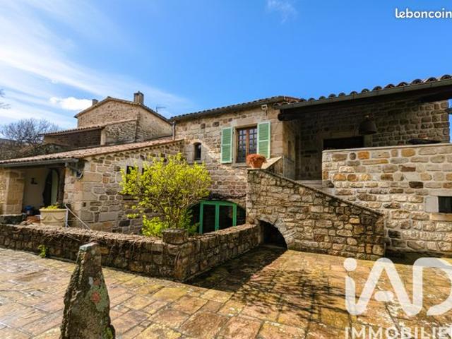 Mas 12 pièces 275 m²
