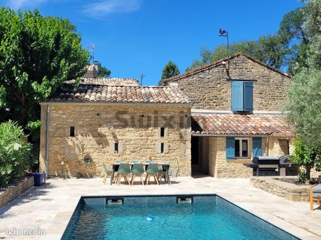 Mas 12 pièces 347 m²