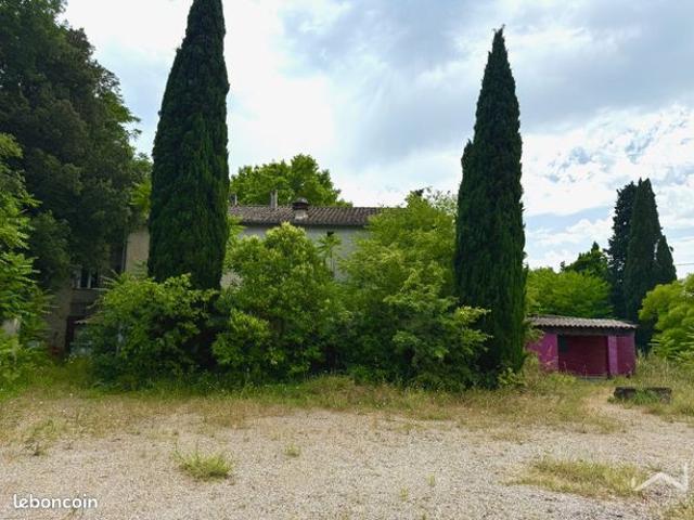 Mas 12 pièces 427 m²