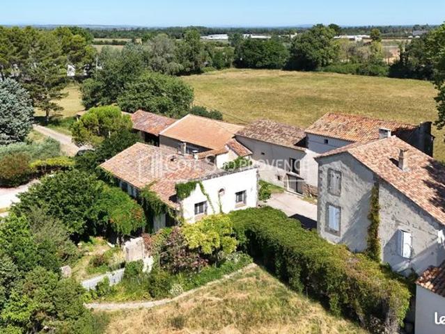Mas 13 pièces 750 m²
