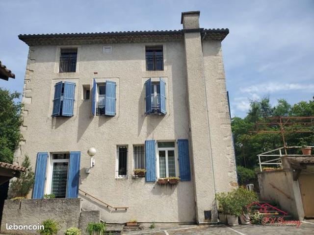 Mas 14 pièces 404 m²