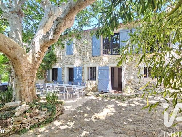 Mas 15 pièces 380 m²