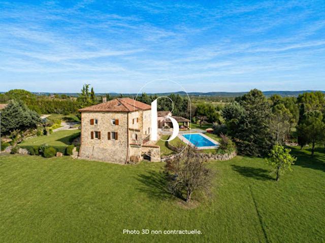 Maison avec piscine et terrasse