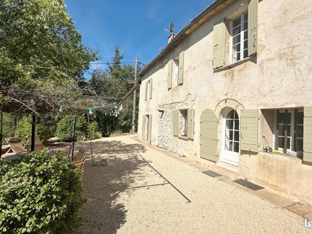 Mas 7 pièces 145 m²