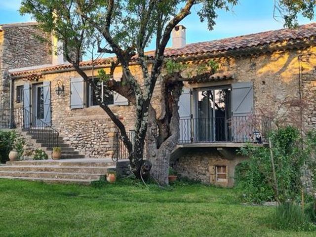 Mas 7 pièces 141 m²