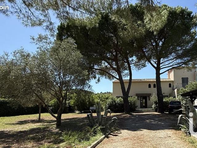 Mas 7 pièces 157 m²