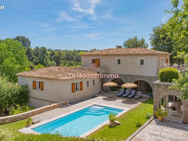 Mas 7 pièces 169 m²