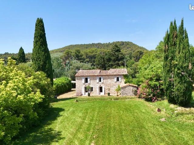 Mas 7 pièces 170 m²