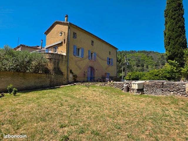 Mas 7 pièces 173 m²