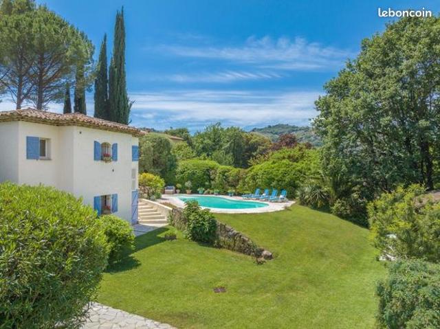 Mas 7 pièces 197 m²