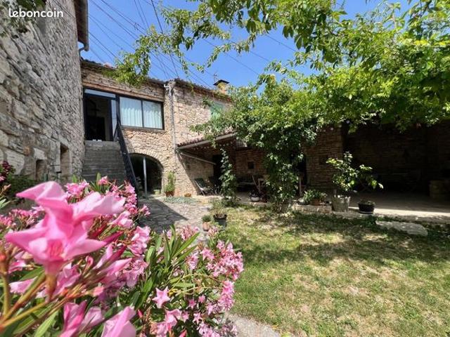 Mas 7 pièces 190 m²