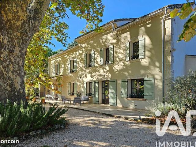 Mas 7 pièces 210 m²