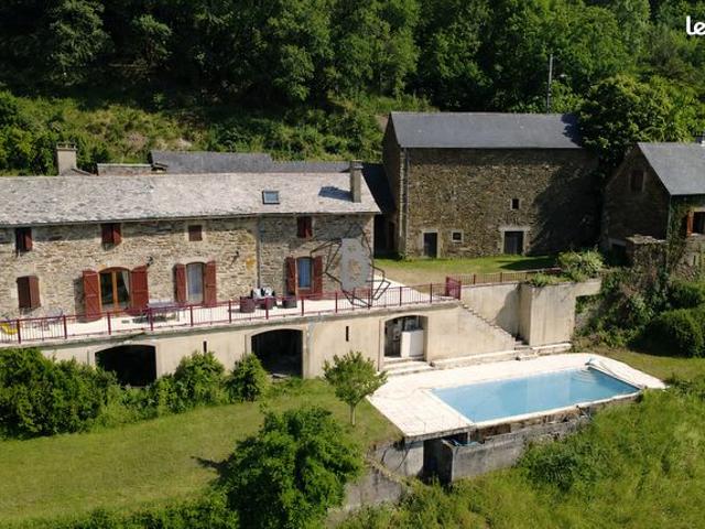 Mas 7 pièces 220 m²