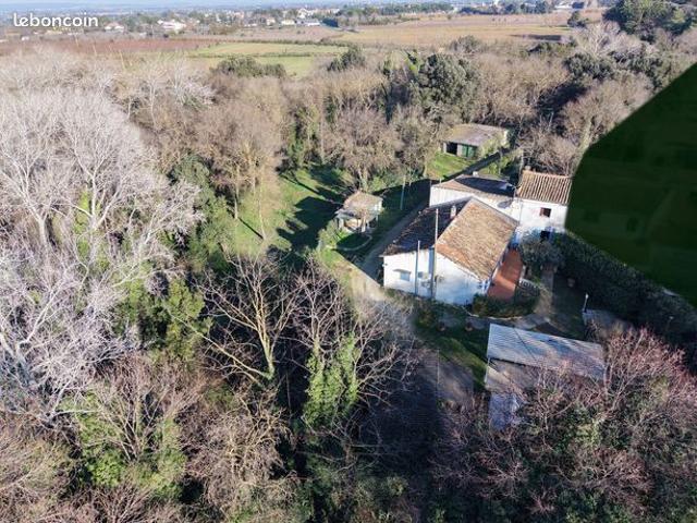 Mas 7 pièces 232 m²