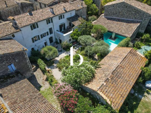 Mas 450m² Vézénobres