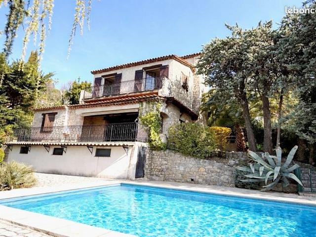 Mas 4 pièces 113 m²