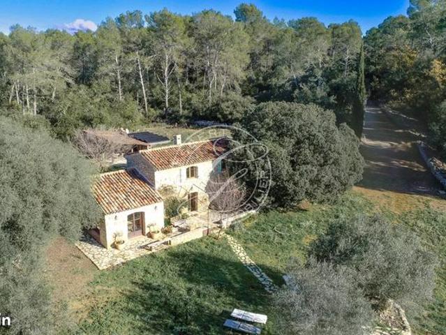 Mas 4 pièces 130 m²