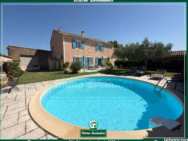 Mas 4 pièces 178 m²