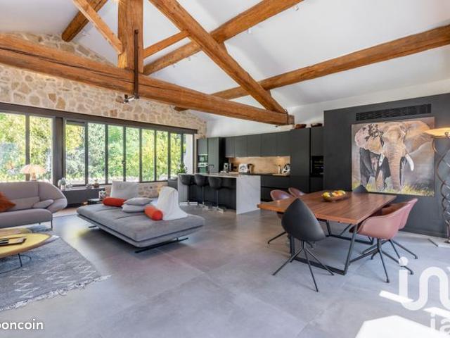 Mas 4 pièces 207 m²