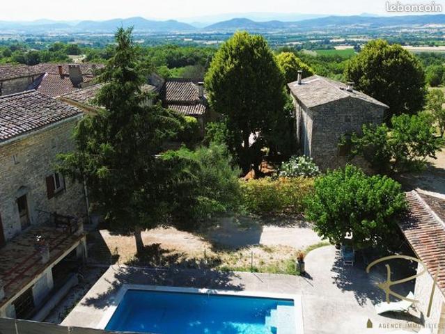 Mas 5 pièces 109 m²