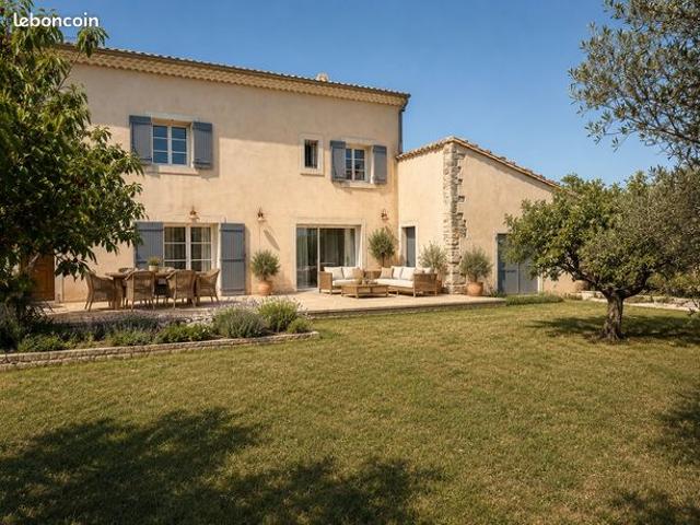 Mas 5 pièces 131 m²