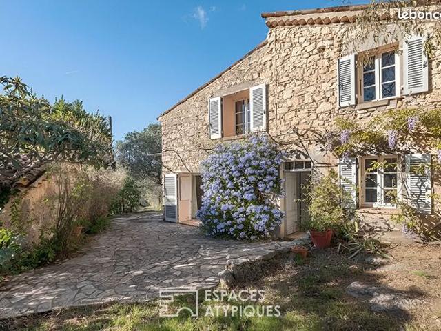 Mas 5 pièces 145 m²