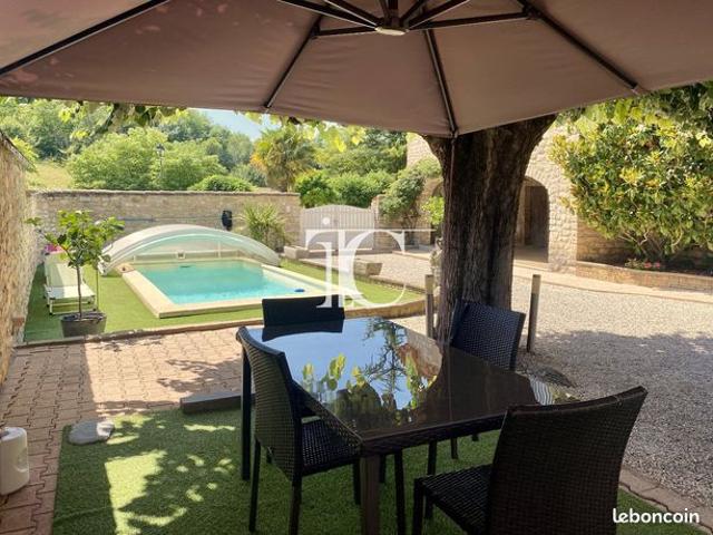 Mas 5 pièces 140 m²