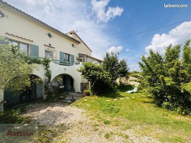 Mas 5 pièces 150 m²