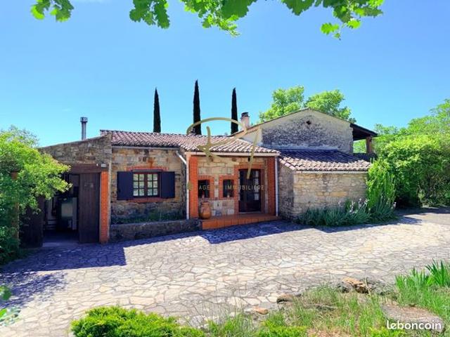 Mas 5 pièces 199 m²