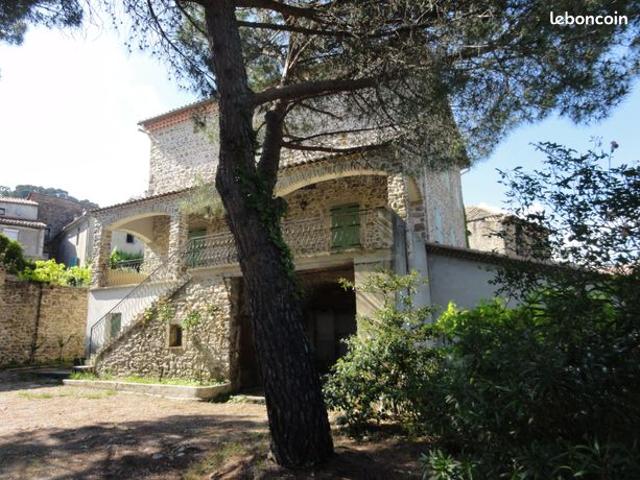 Mas 5 pièces 200 m²