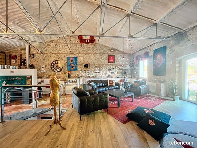 Mas 5 pièces 300 m²
