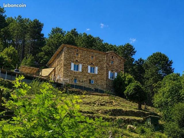 Mas 6 pièces 120 m²