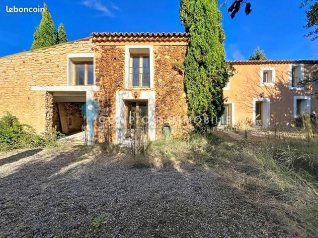Mas 6 pièces 145 m²
